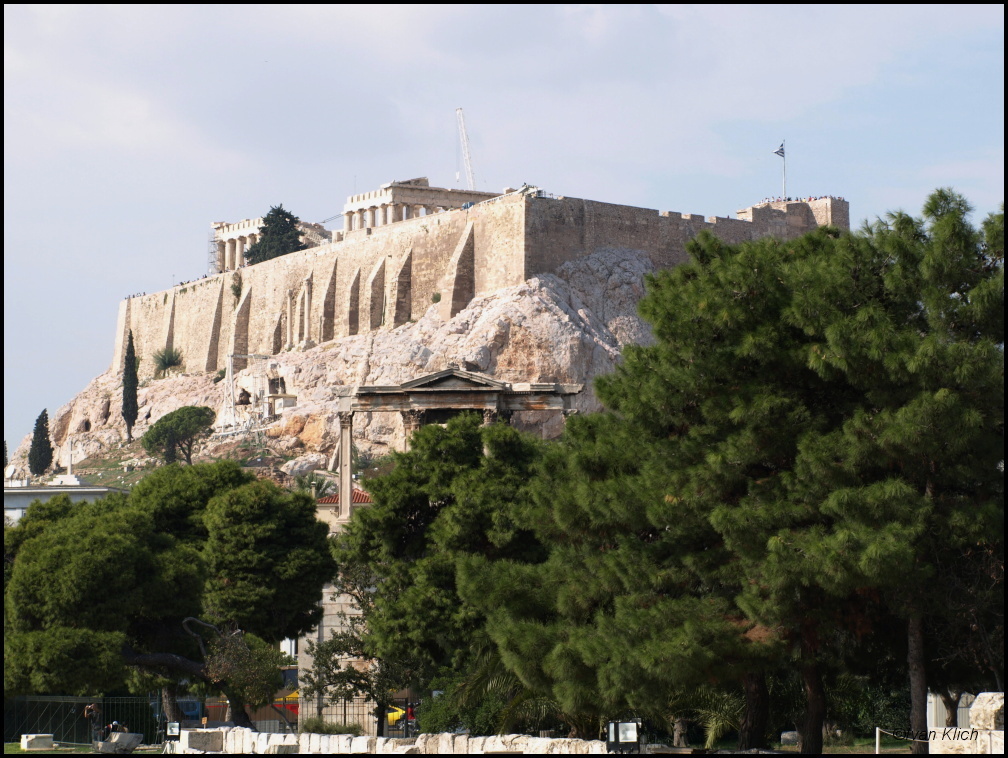 Atény 11