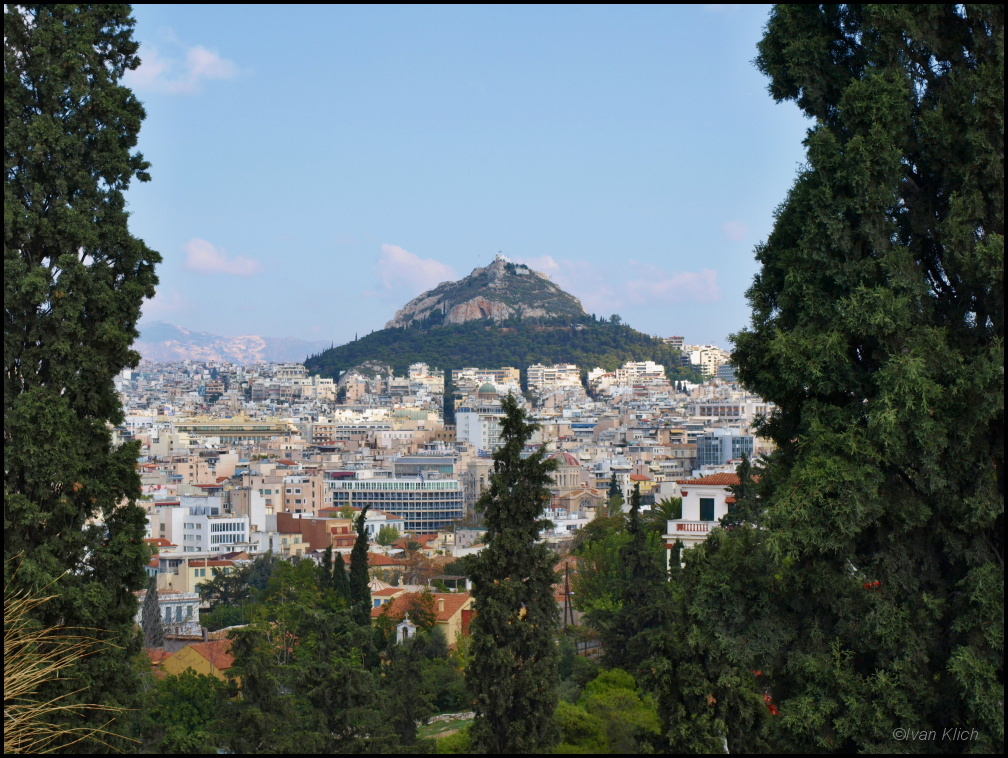 Atény 7